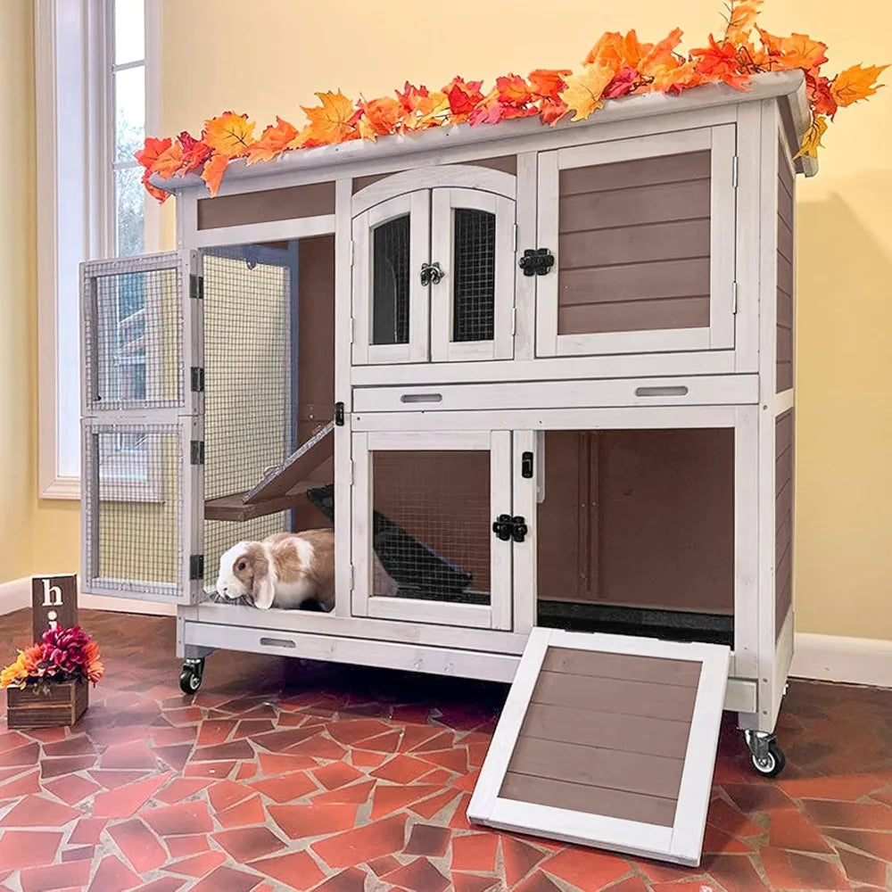 Rabbit Hutch with Sliding Plastic Trays, Wheels & Ramp